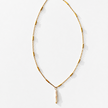 Sienna Pearl Drop Necklace