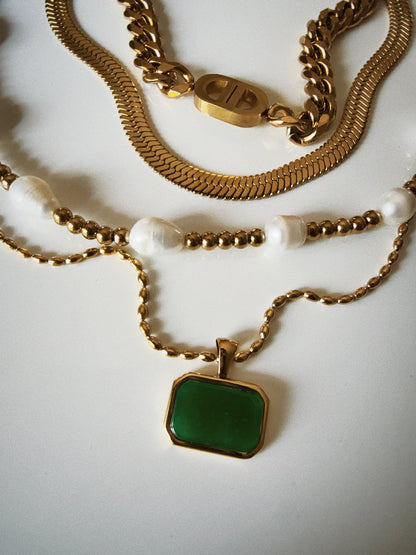 Emerald Green Favorite Necklace Set