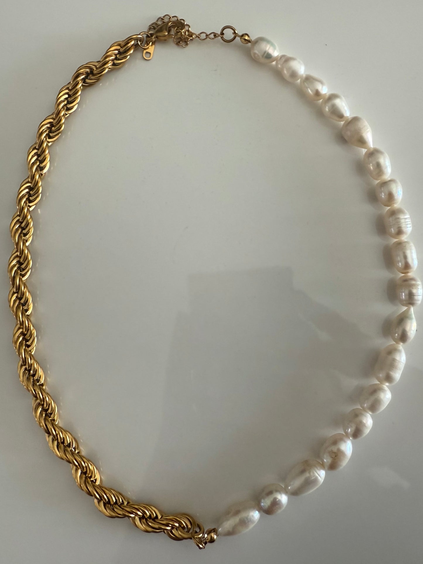 Beach Club Necklace