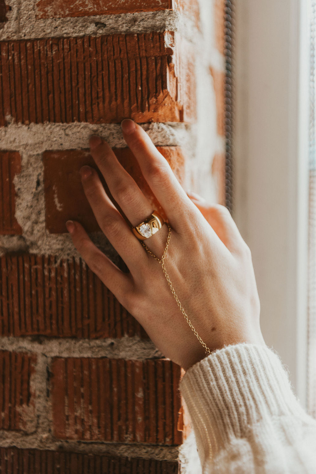 Golden Drift Handchain