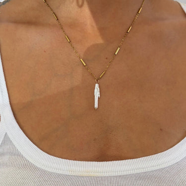 Sienna Pearl Drop Necklace
