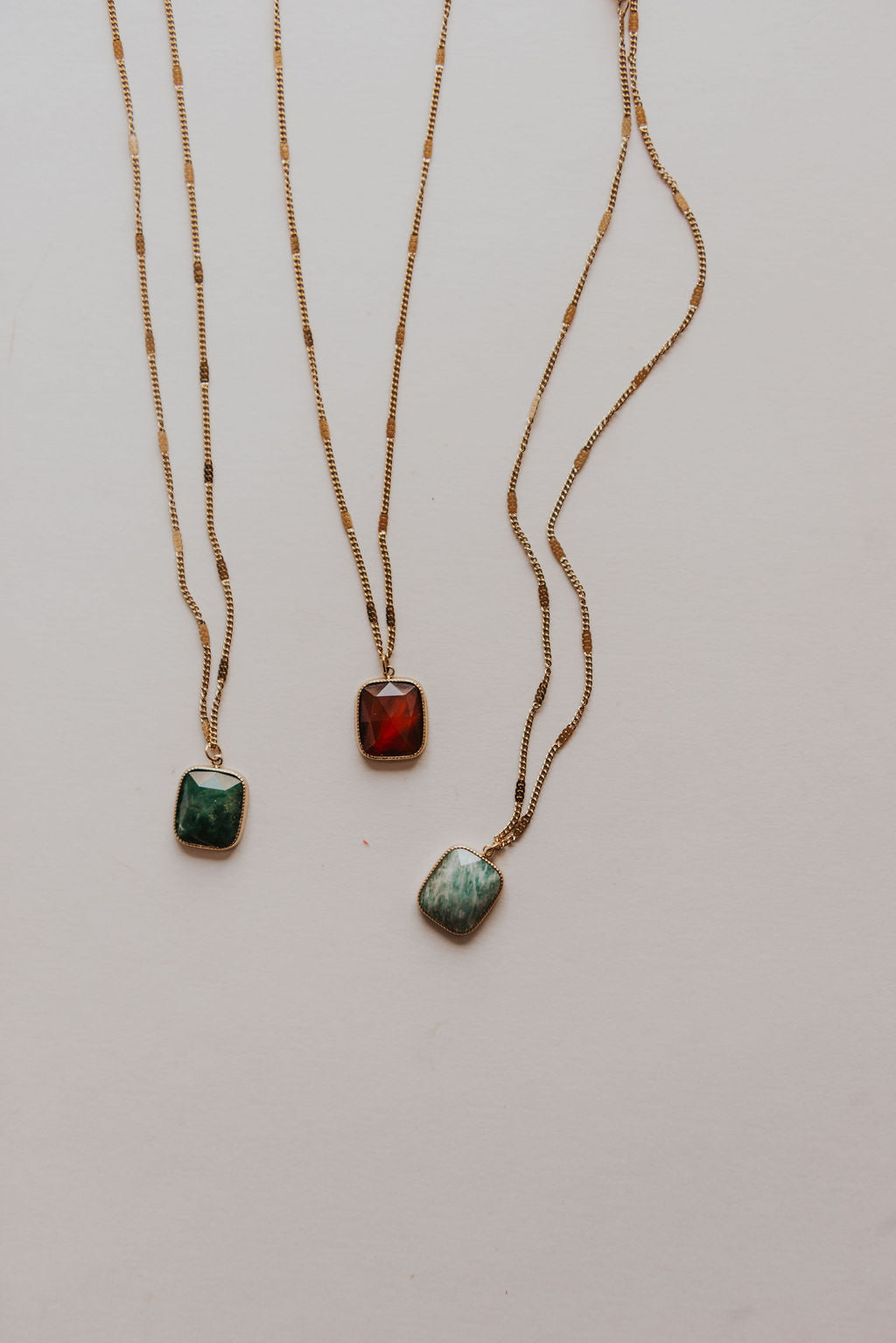 Noa Stone Necklace Pendant (3 Colors)
