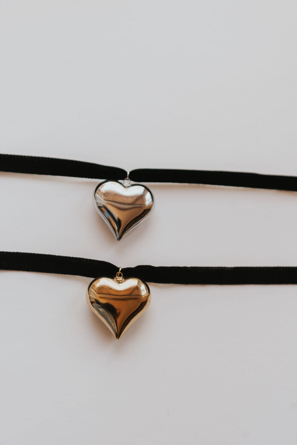 Mira Heart Choker