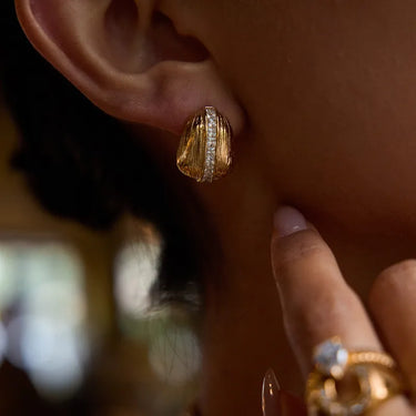 Vera Studs