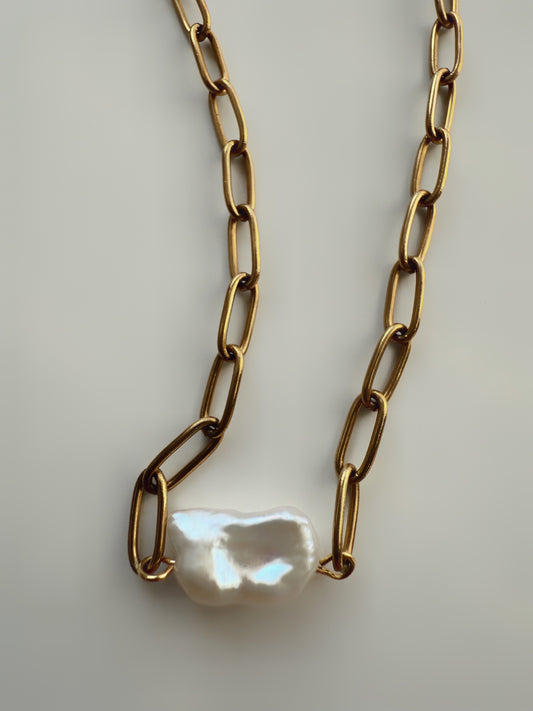 Palm Beach Pearl Necklace