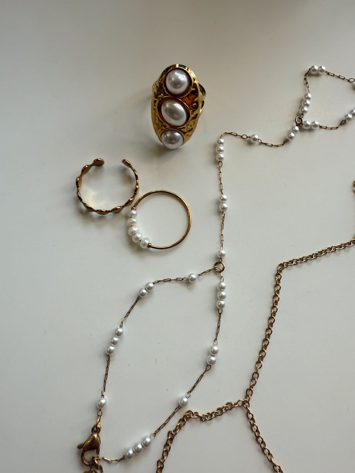 Saltwater Lace Hand Chain