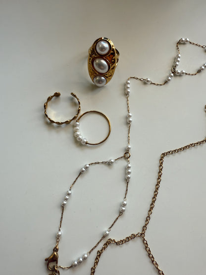 Saltwater Lace Hand Chain