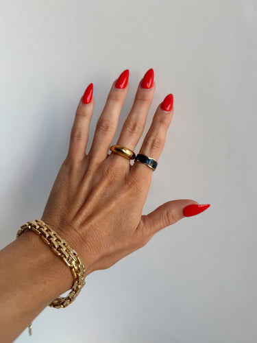 Black Wave Ring
