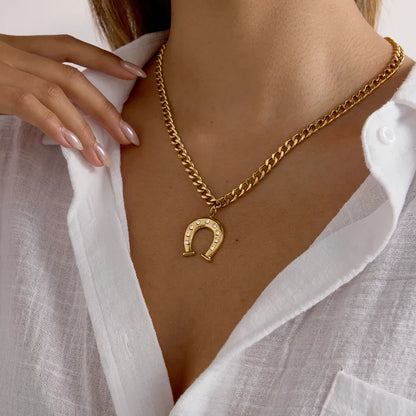 The Black Horse Shoe Necklace